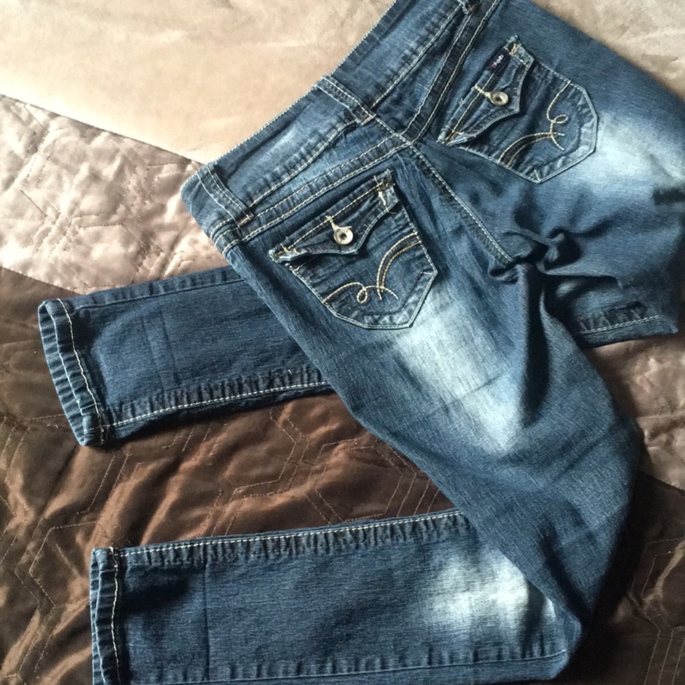 Stretchy low rise skinny jeans
